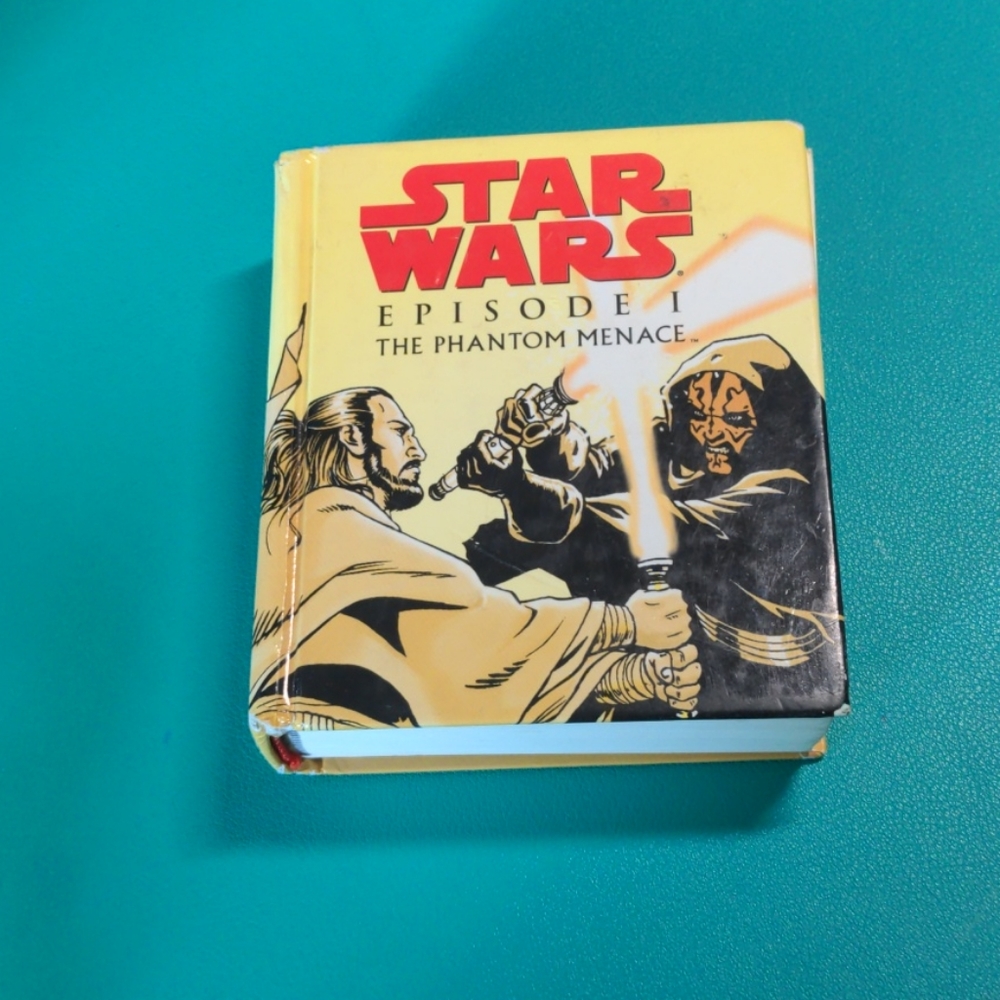Star wars mini book